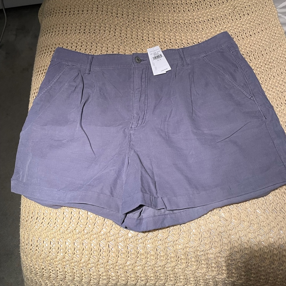 American Eagle Mom Shorts size 18